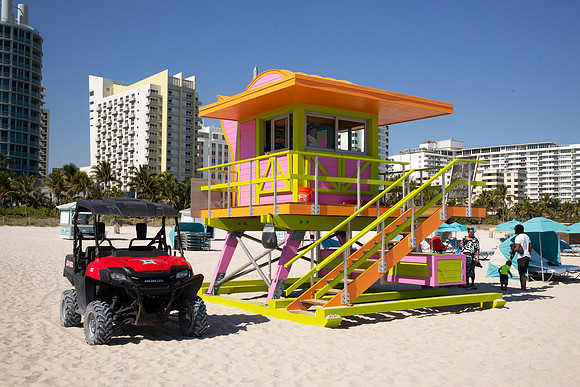 Florida East Coast Color Paletter Life Guard House